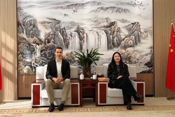 布鲁克纳技术服务公司与安徽龙辰科技股份有限公司达成战略合作，携手提升安徽龙辰原生产线效能